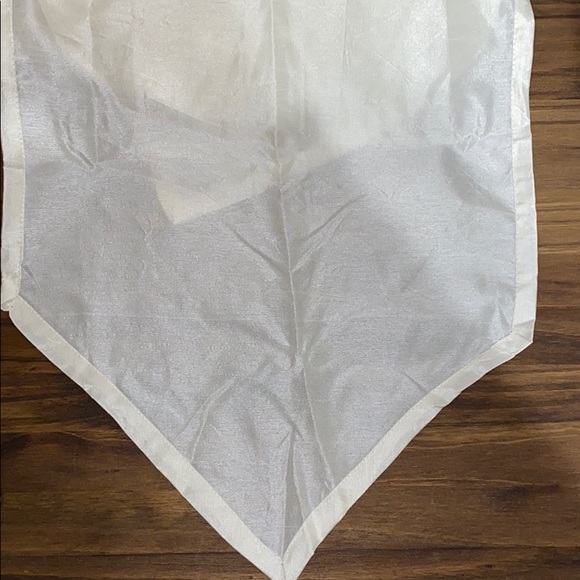 Faux silk table runner scarf ivory cream off white 13x72 new made in India - Picture 2 of 5